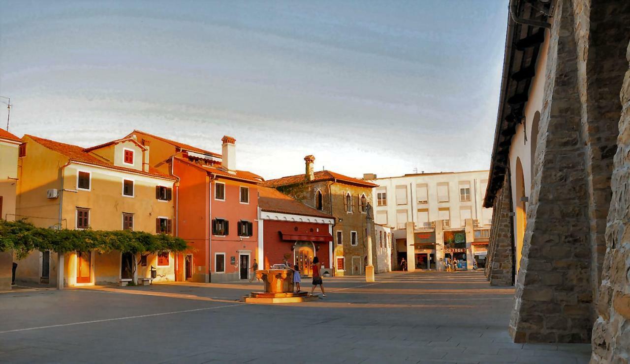 Hotel Old Court Palace Koper Exterior foto